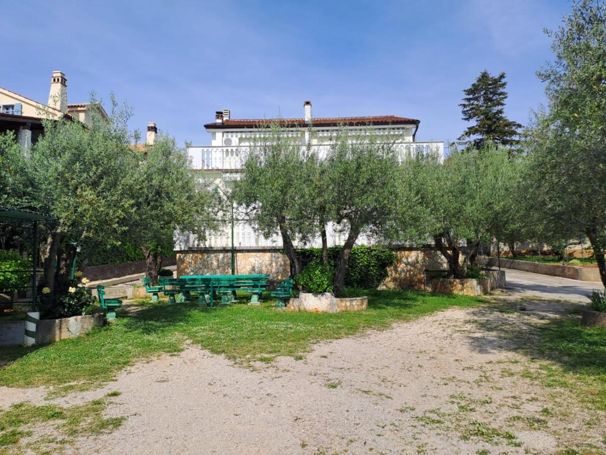 Apartments Berny Sveti Vid-Miholjice Exterior photo
